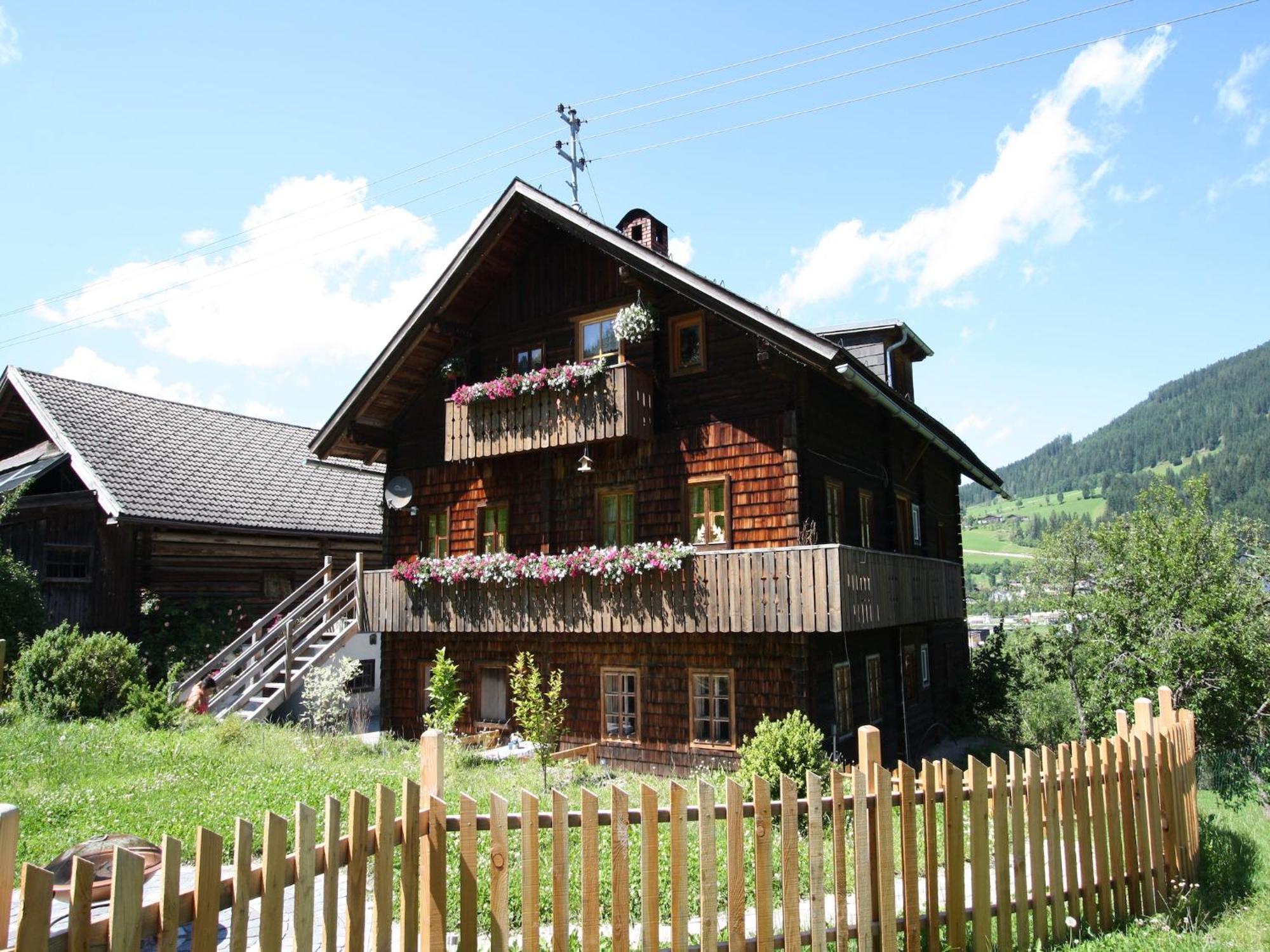 Sprawling Mansion Near Ski Area In Salzburg Eben Im Pongau Ngoại thất bức ảnh